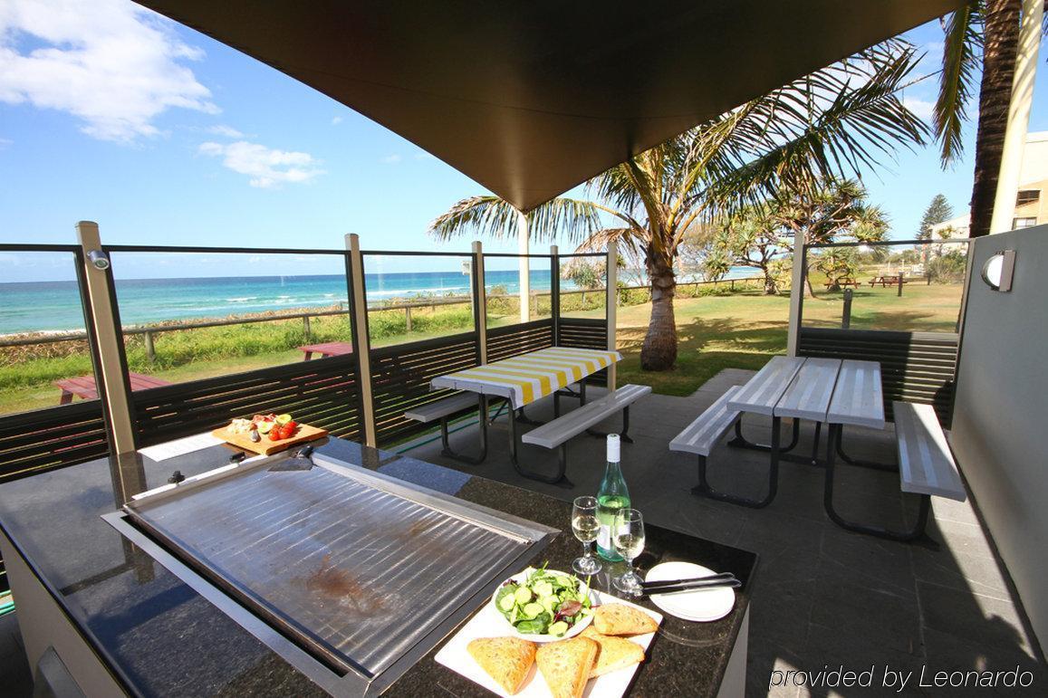 San Simeon Beachfront Apartments Tugun Gold Coast Esterno foto