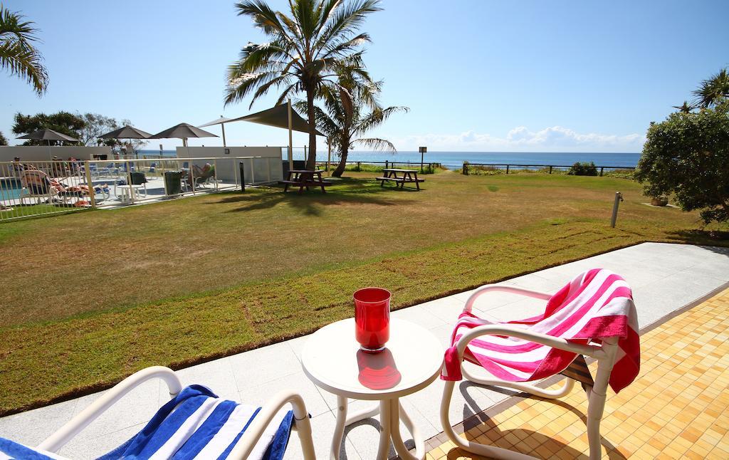 San Simeon Beachfront Apartments Tugun Gold Coast Esterno foto