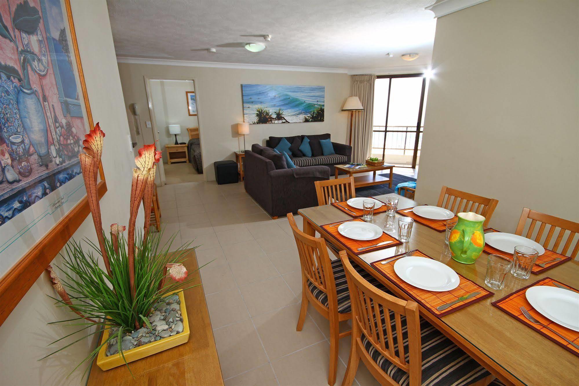 San Simeon Beachfront Apartments Tugun Gold Coast Esterno foto