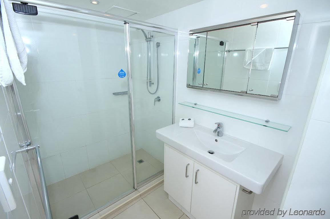 San Simeon Beachfront Apartments Tugun Gold Coast Esterno foto