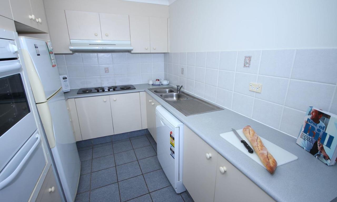 San Simeon Beachfront Apartments Tugun Gold Coast Esterno foto