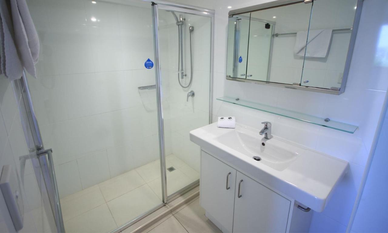 San Simeon Beachfront Apartments Tugun Gold Coast Esterno foto
