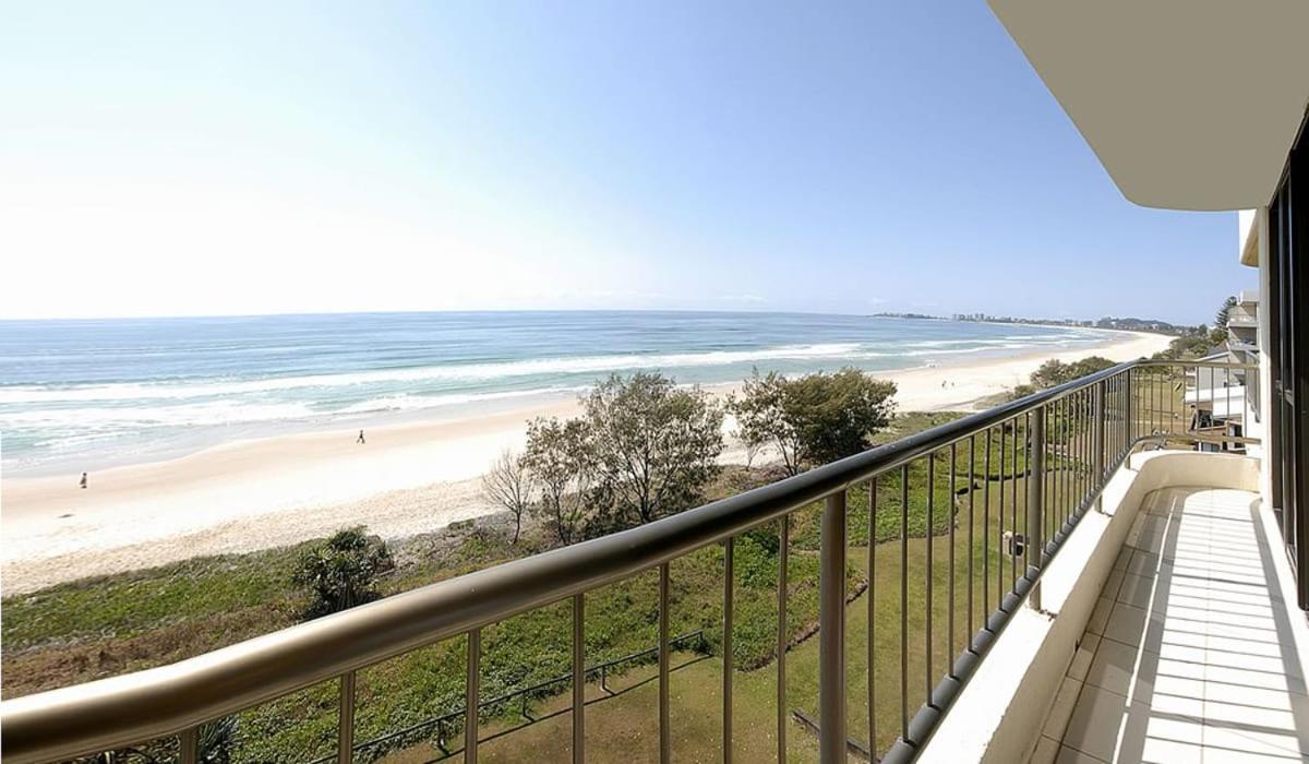 San Simeon Beachfront Apartments Tugun Gold Coast Esterno foto