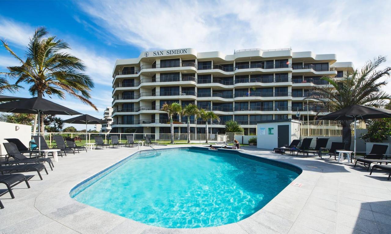 San Simeon Beachfront Apartments Tugun Gold Coast Esterno foto