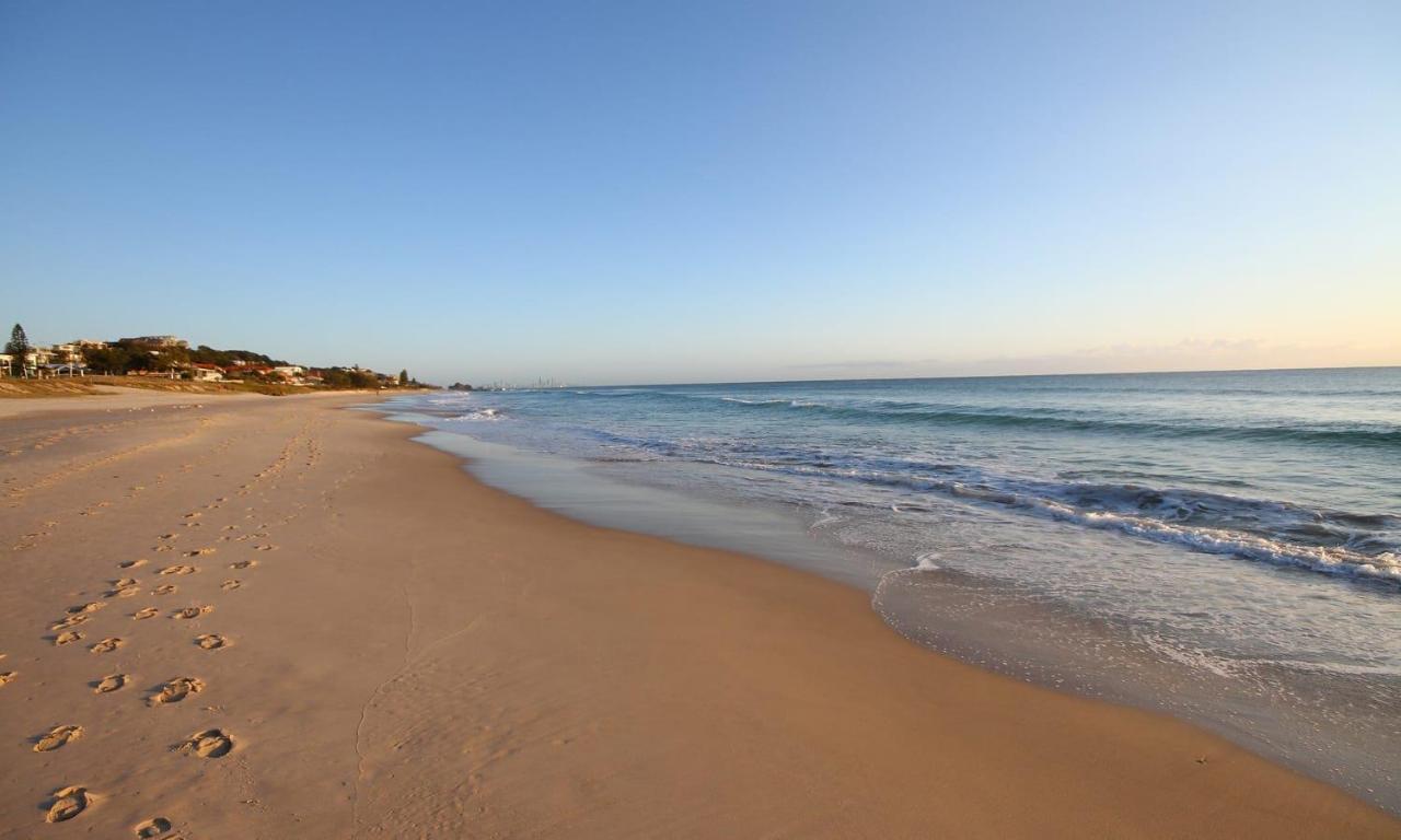 San Simeon Beachfront Apartments Tugun Gold Coast Esterno foto